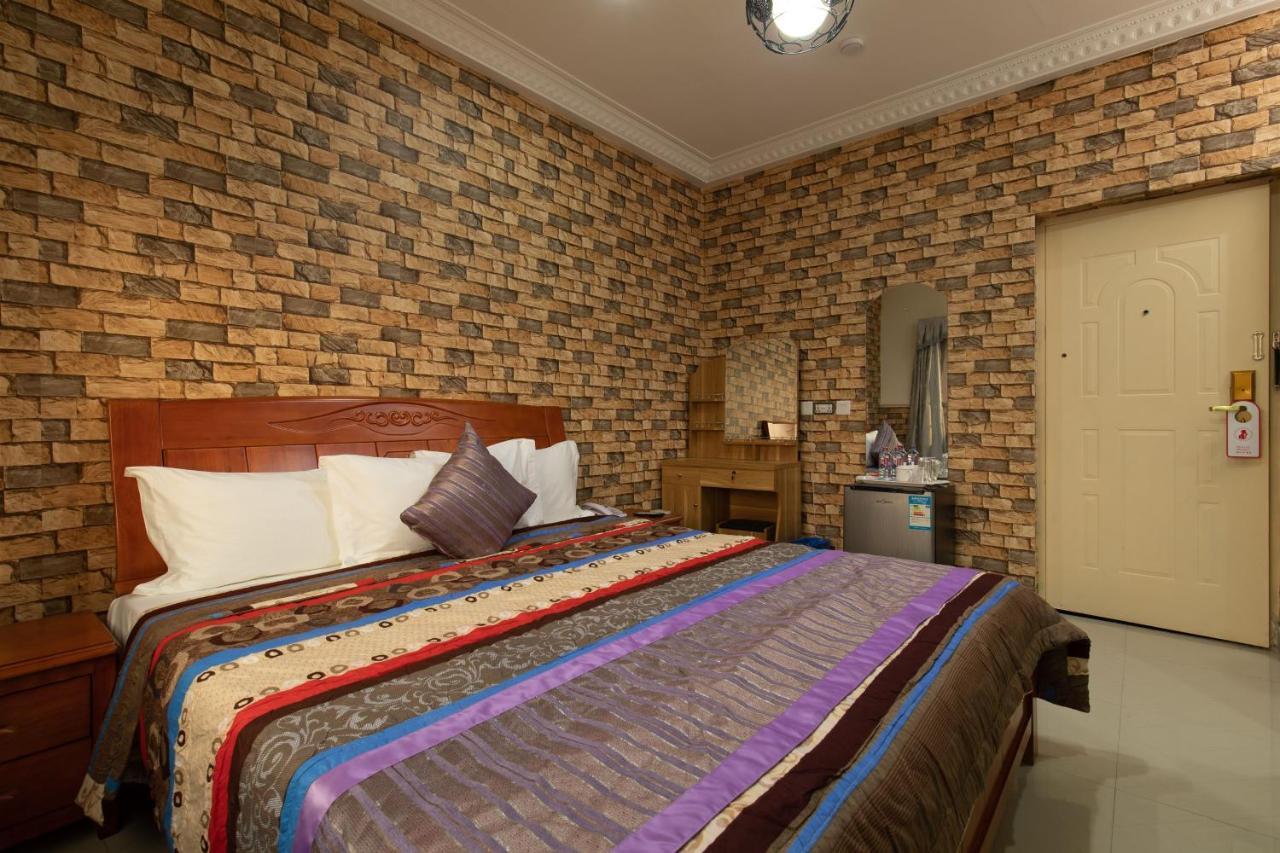 Ag Hotel And Suites Ogbodjo Exteriör bild