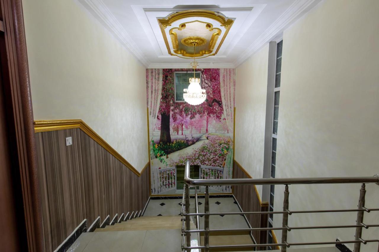 Ag Hotel And Suites Ogbodjo Exteriör bild